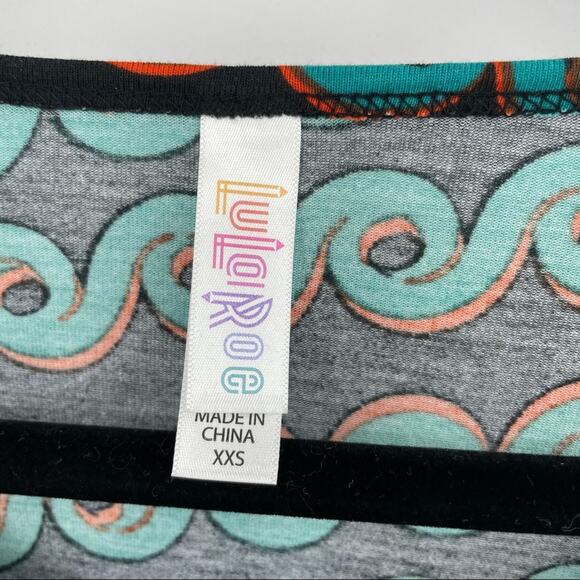 Lularoe Classic T Womens Top T Shirt Ocean Waves Beach Squiggle XXS NEW - Picture 5 of 9